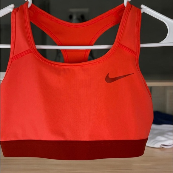 Sports Bra Nike Dri-FIT Small Coral Racerback Bra - Picture 1 of 4
